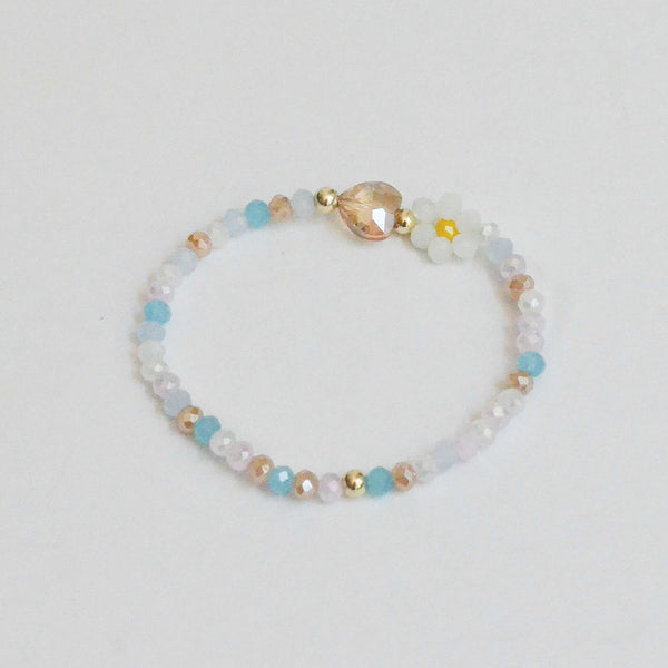 glass bead bracelet with heart charm