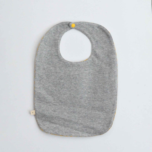 back side of baby bib