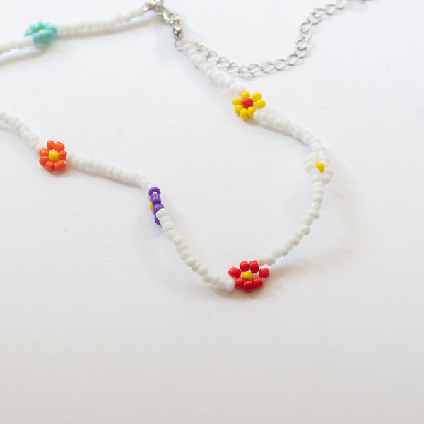 colorful beaded flowers necklace