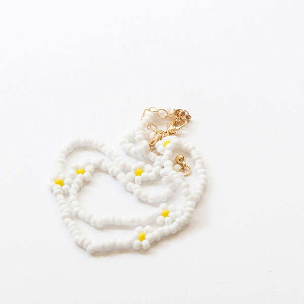 white flower beaded necklace